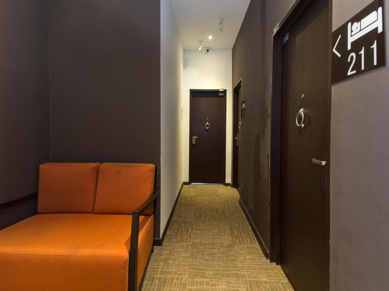 Oyo 127 The Reeds Hotel كوالالمبور المظهر الخارجي الصورة