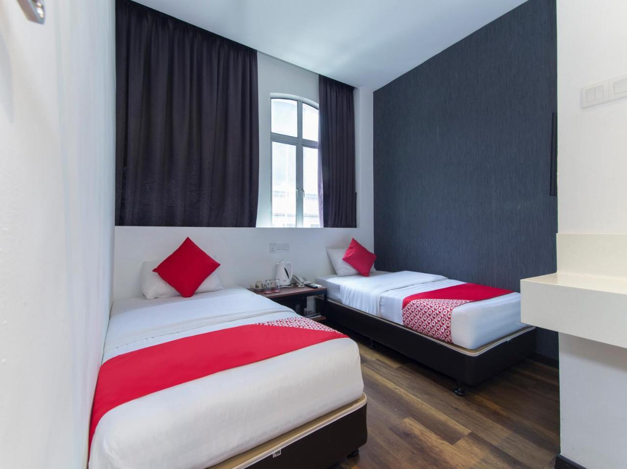 Oyo 127 The Reeds Hotel كوالالمبور المظهر الخارجي الصورة