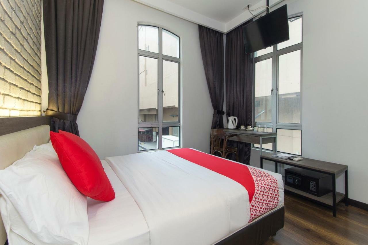 Oyo 127 The Reeds Hotel كوالالمبور المظهر الخارجي الصورة