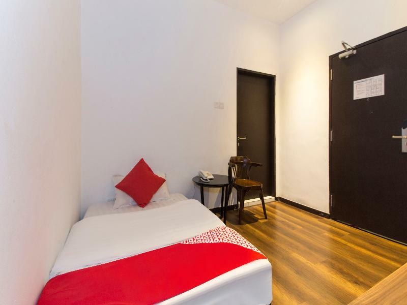 Oyo 127 The Reeds Hotel كوالالمبور المظهر الخارجي الصورة